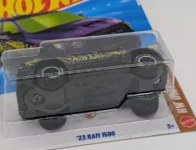 R 3.webp